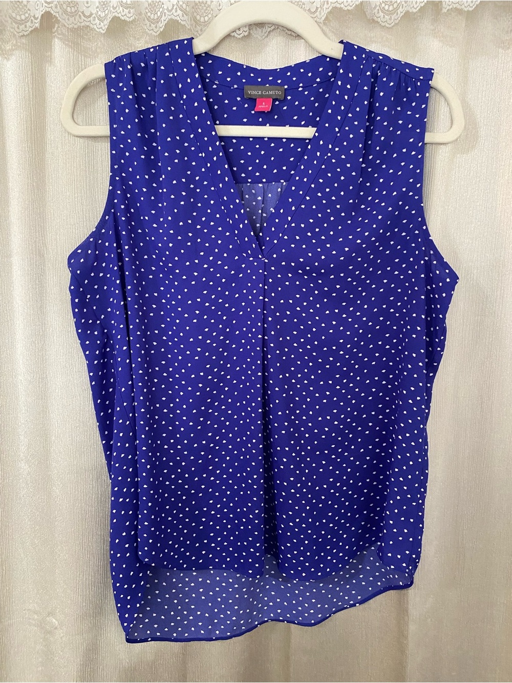 Vince Camuto Sleeveless Blouse Blue Polka Dot V Neck Size Small
